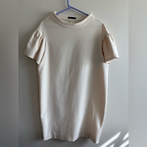 Pinko Cream Ruffle Sleeve Dress minimalist size 10 - Picture 1 of 9